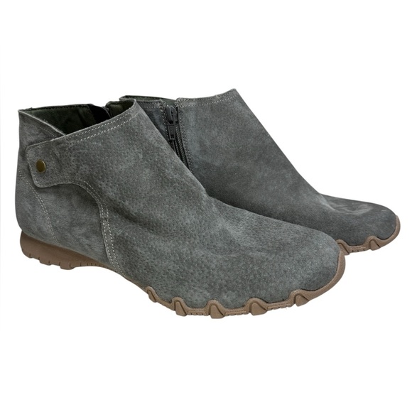 Skechers NWOT Biker Lite Suede Ankle Boots- Sz 9.5 - Picture 3 of 16